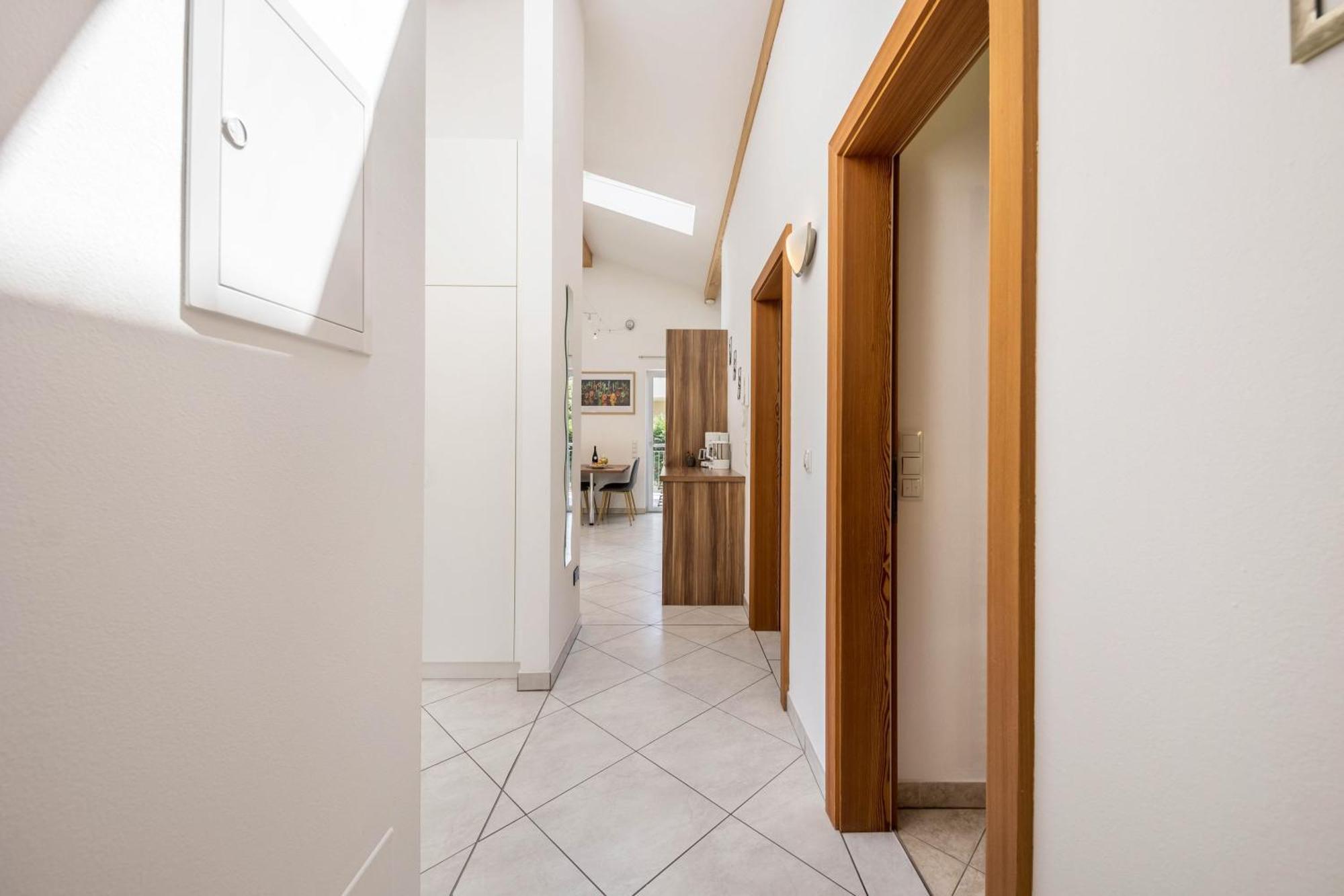 Angerblick Apartment Аппиано-Сулла-Страда-дель-Вино Экстерьер фото
